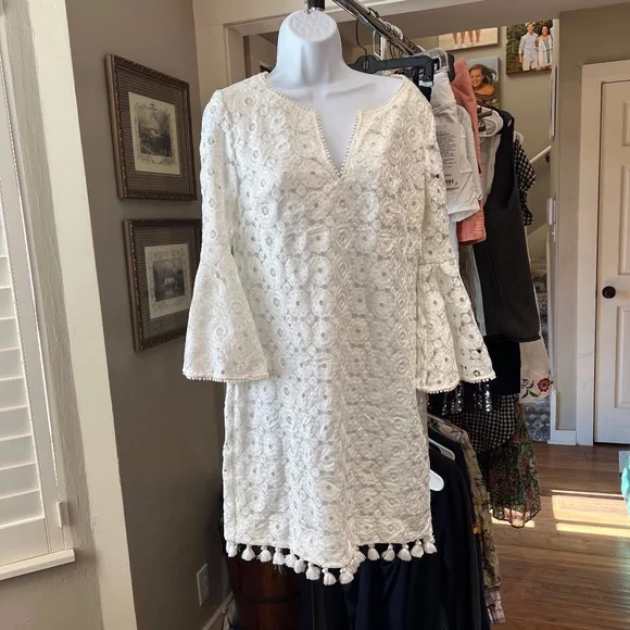 Trina Turk | Dresses | Trina Turk White Lace Shift Dress With Tassel Trim  And 34 Bell Sleeves Med 68 | Poshmark